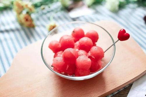 吃西瓜可以吃哈密瓜吗,同宗同源,能否共享美味?